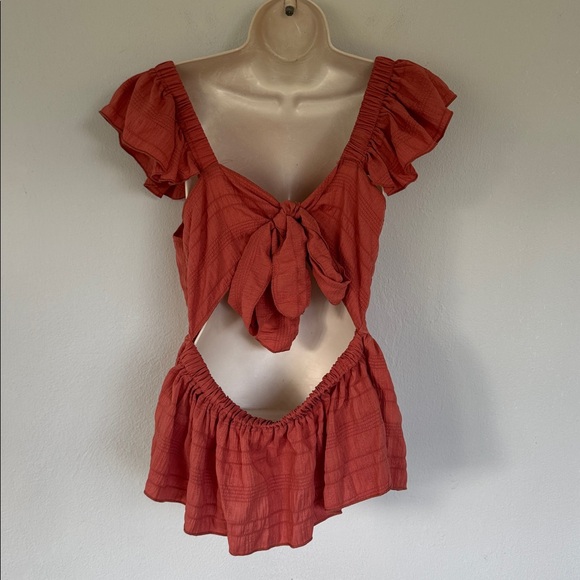 SHEIN burnt orange cut out back ruffle cap sleeve blouse size large - Picture 10 of 14